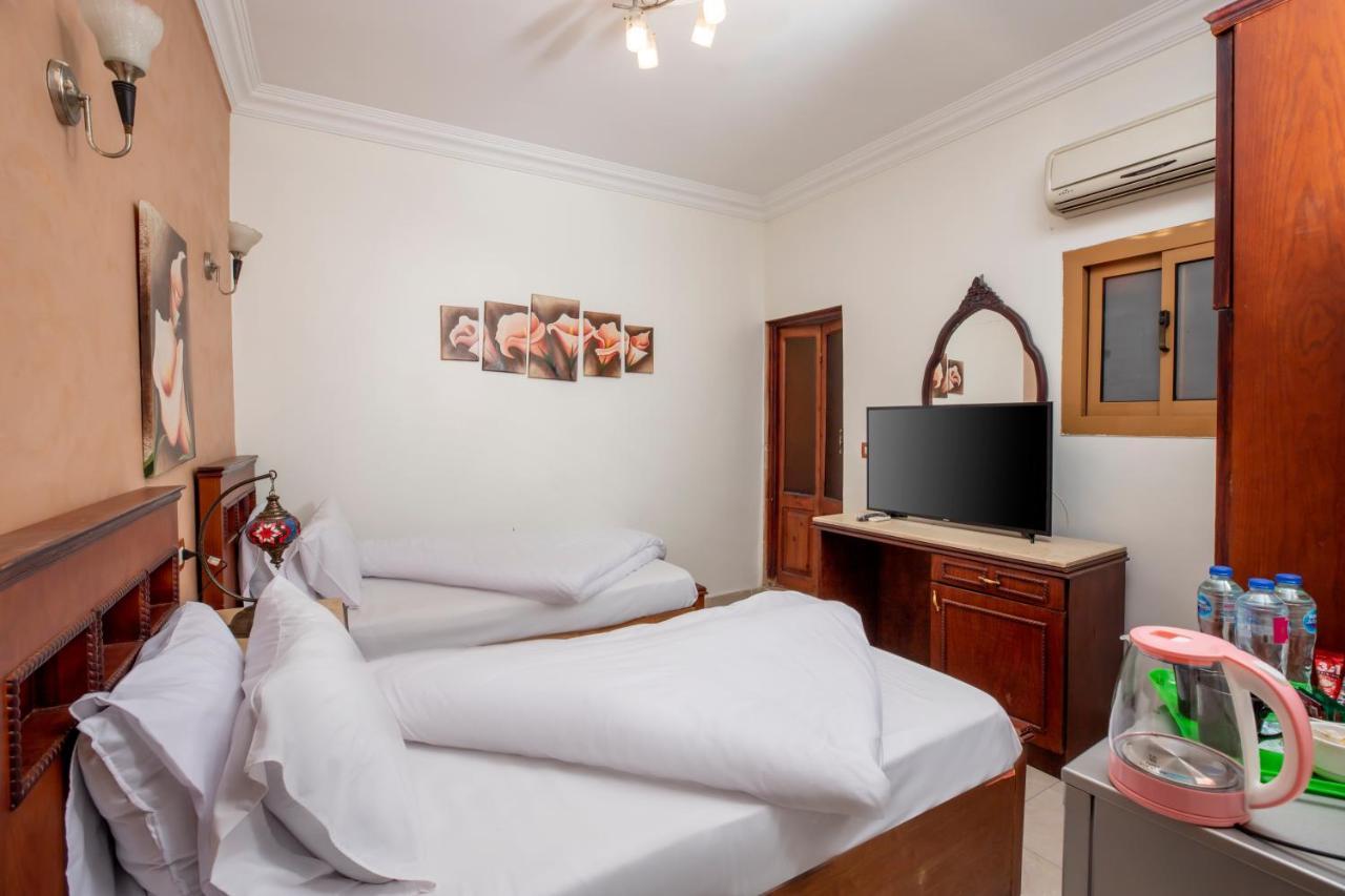 Pyramids Inn Hotel Kafret el-Gabal 外观 照片