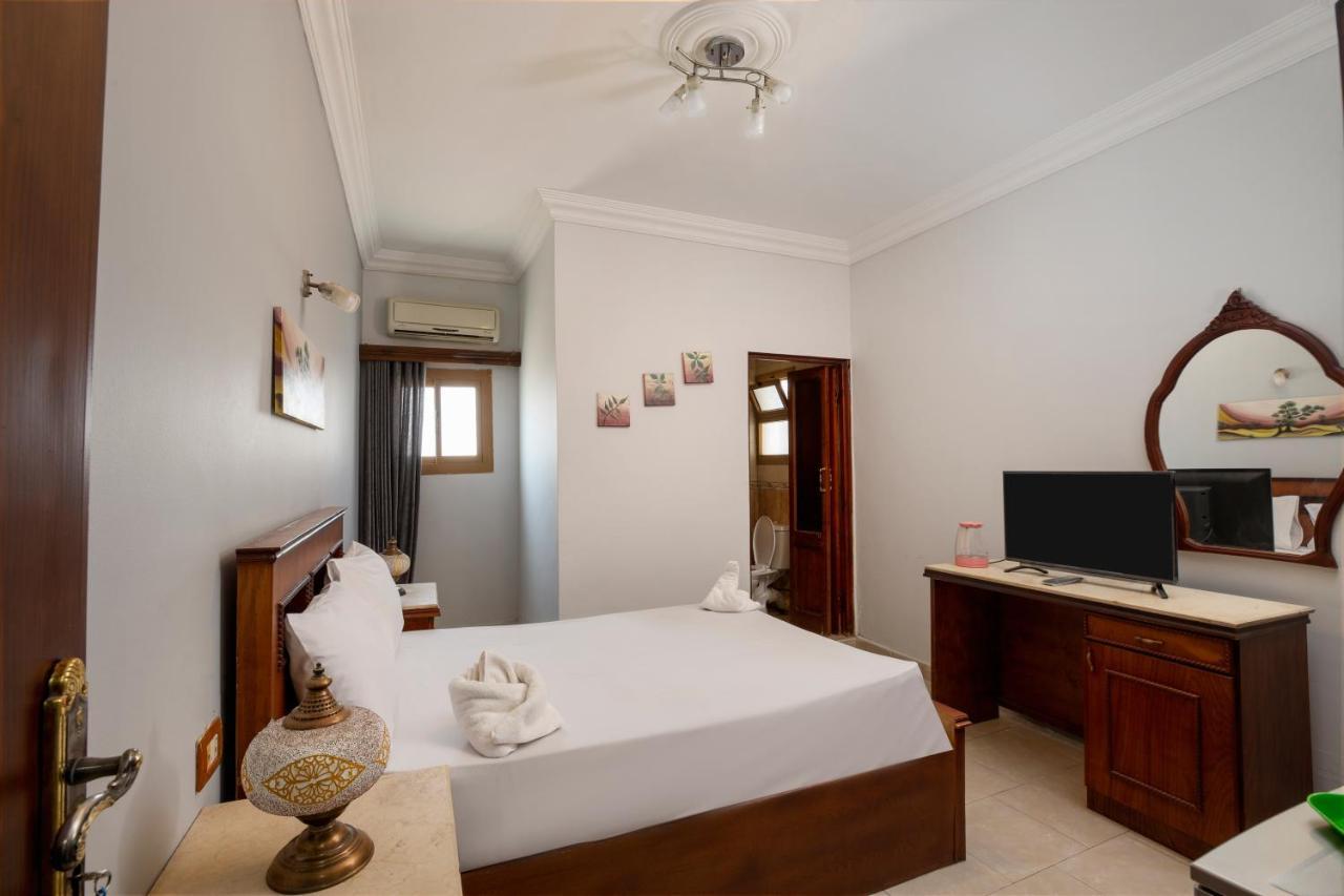Pyramids Inn Hotel Kafret el-Gabal 外观 照片
